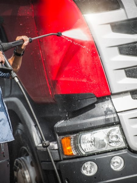 Lavaggio Cisterne Interno ed Esterno a Verona